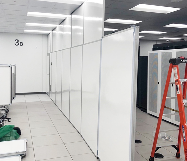 Why Data Centers Need Modular Containment During Live Operations